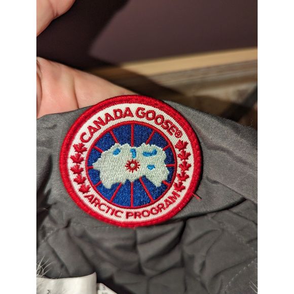 Canada Goose Aviator Hat, Gray, S/M - Picture 5 of 10